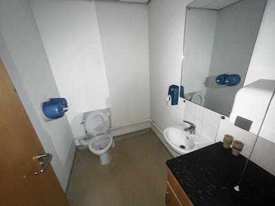 Former Security Hut, Alderley Park, Cheshire, High Street Retail To Let - IMG_9777.jpeg