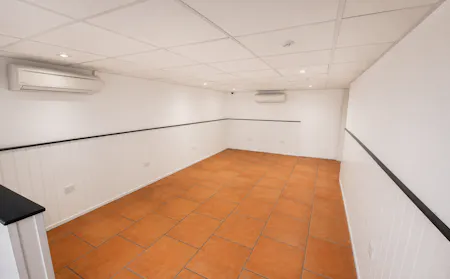 89 Warwick Street, Leamington Spa, Leisure / Retail To Let - 89 Warwick Street internal 3 edited.png
