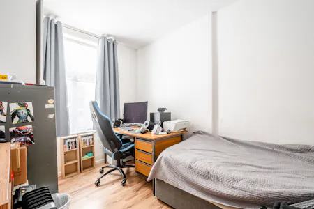 Flat 3 Victoria Chambers - Luke Street, London, Residential For Sale - Victoria Chambers F3 - Low Res 9.jpg