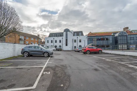 Lower Ground Floor Suite, The Old Treasury, Southsea, D1 (Non Residential Institutions) / D2 (Assembly and Leisure) / Leisure / Other To Let - DSC01704.jpg