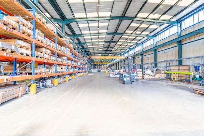 Units 1, 2 & 4 Daneshill Industrial Estate, Armstrong Road, Basingstoke, Industrial To Let - DSC08973.jpg