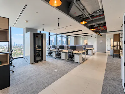 Mashreq Bank Group Headquarters, Financial Center Road, Office To Let - image00014.png