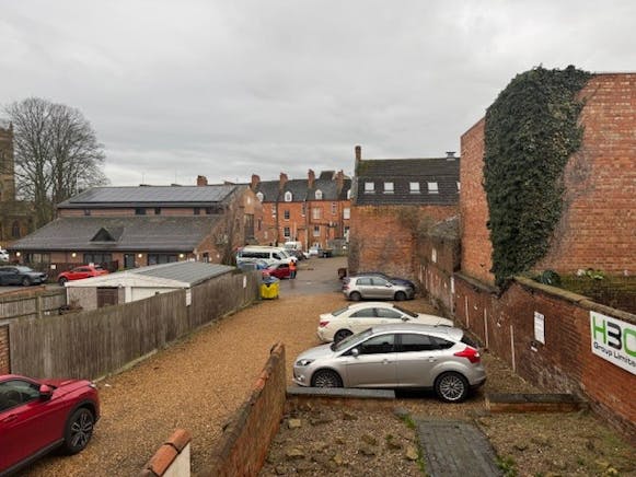 22 York Road, Northampton, 22 York Road, Northampton, Offices / Offices To Let - car park 2.jpg