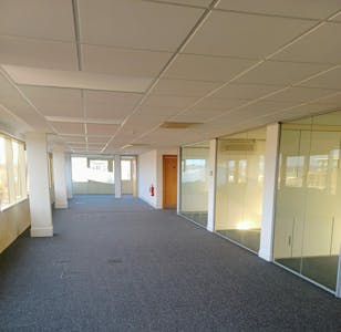 Nicholsons House, Nicholsons Walk, Maidenhead, Office To Let - 20211208_143106.jpg