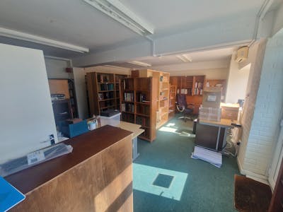 Unit 5E, The Tanneries, Fareham, Office / Retail To Let - 20250805_163510.jpg