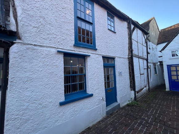 5 Buttermarket, Thame, Offices To Let - WhatsApp Image 20251027 at 165308_f4ad71b0.jpg