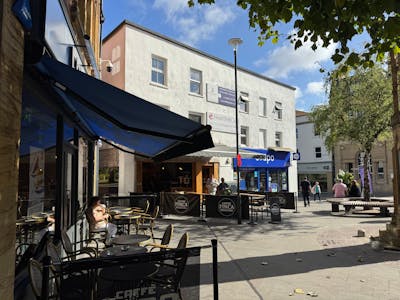 11-12 High Street, Yeovil, Office To Let - IMG_9975.JPG