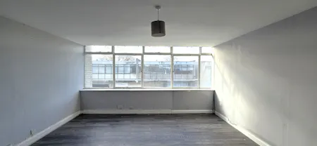 Unit 12, Unit 13 & Unit 14, Lyndean Industrial Estate, London, Industrial To Let - 20260224_135314 - Edited.jpg