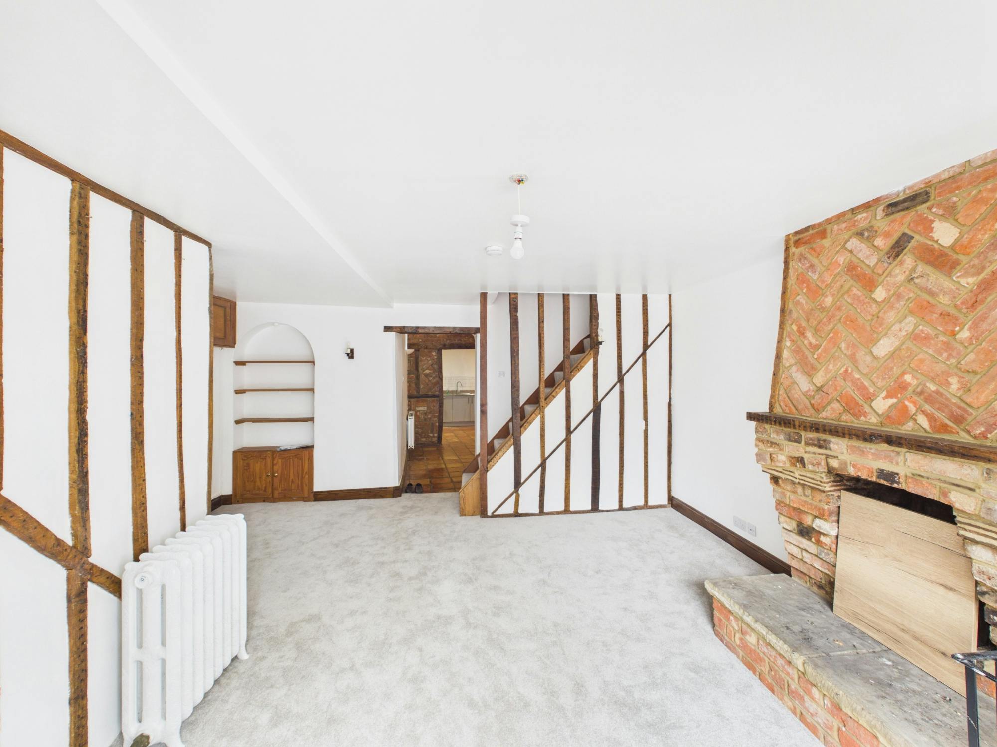 29 & 29a Upper High Street, Thame, Investment / Residential / Retail For Sale - CAM05222G0-PR0088-STILL009.jpg