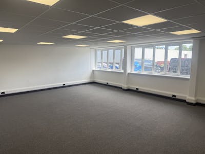 Unit 11, Lakeside Industrial Estate, Redditch, Industrial/Logistics To Let - IMG_1862.JPG
