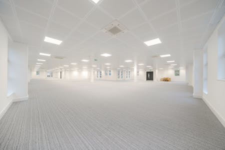 Trinity Court, Church Street, Rickmansworth, Office To Let - 13749081669048ed4582f5.jpg