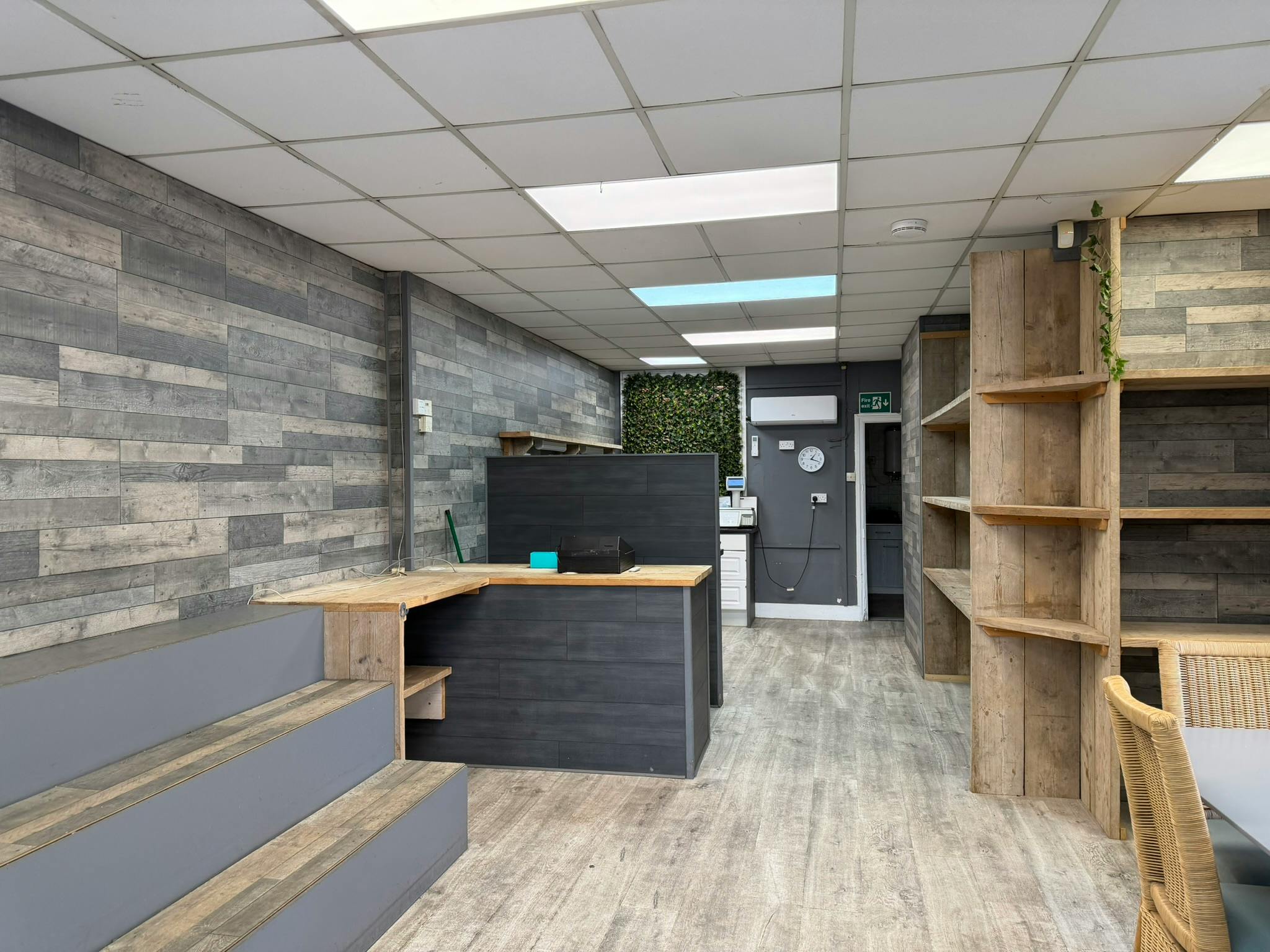 9 St. Peters Road, Reading, Retail To Let - IMG_2059.JPEG