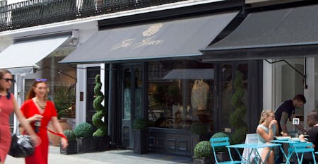 21 Motcomb Street, London, Retail To Let - 21 Motcomb Street.jpg