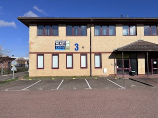 Unit 3, Thame, Industrial / Investment / Office To Let / For Sale - IMG_1832 2.jpeg