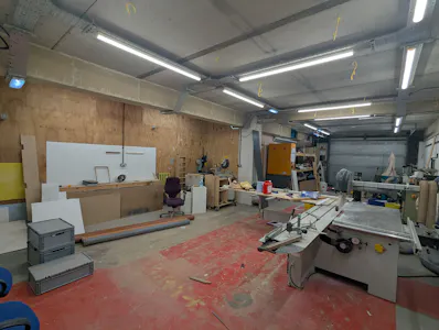 Unit 3 Kings Park Industrial Estate, Kings Langley, Industrial To Let / For Sale - PXL_20260702_130656261.jpg