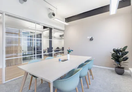 Power Road Studios, Chiswick, Office To Let - 908f3124d05671640a10f7747b82514b-kwv-4856.jpg