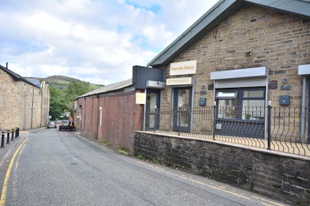 40C Kay Brow, Bury, Office To Let - External