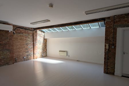 2 Durham Yard, London, Office To Let - 2-Durham-Yard-E2-Bethnal-Green-London-Fields-Office-Studio-To-Let-Internal16-Dominion.London.jpg