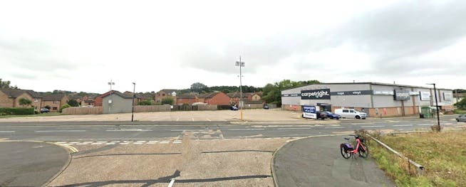 Former Carpetright, Gunville Trading Estate, Newport, Industrial / Leisure / Retail To Let / For Sale - Taylor Road, Newport, Isle of Wight iv.jpg