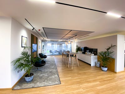 Riverside West, Whitehall Road, Leeds, Office To Let - IMG_1273.jpg