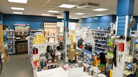 Unit 9, Fishers Industrial Estate, Watford, Industrial / Trade Counter / Urban Logistics To Let - 9 Fishers Industrial Estate Wiggenhall Road Watford WD18 0FN  trade counter 5.jpg