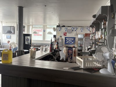 Closed Public House For Sale Glasgow, The Londoner, 515 London Road, Glasgow, Pub For Sale - tempImageqsBeA4.jpg
