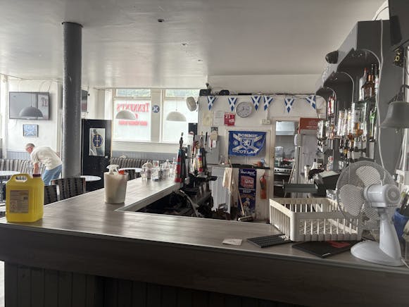 Closed Public House For Sale Glasgow, The Londoner, 515 London Road, Glasgow For Sale - tempImageqsBeA4.jpg