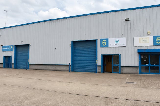 Unit 6 New Horizon Business Centre, Harlow, Industrial To Let - .External 2.jpeg