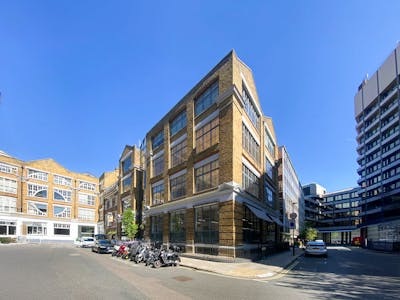 30 Gresse Street, 1st Floor (left), London, Office To Let - PHOTO-2022-04-26-11-05-29.jpg