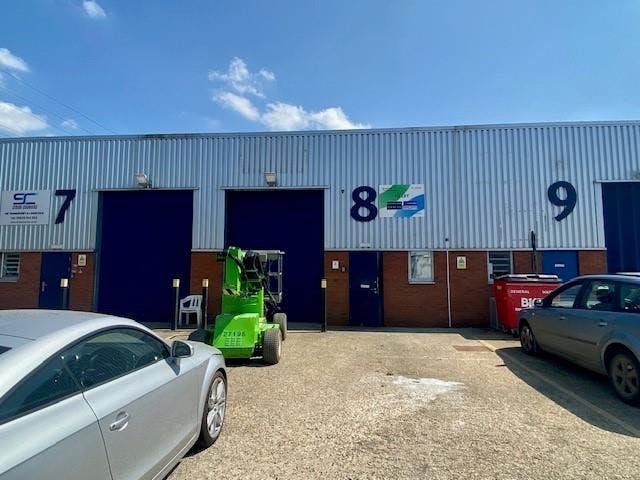 Unit 8 Brookway Trading Estate, Newbury, Industrial / Warehouse To Let - External Photo