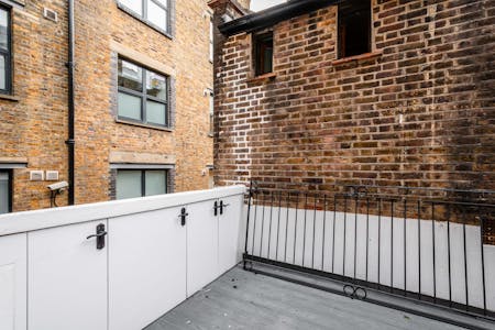 46 Crispin Street, London, Investment For Sale - Crispin St 46  Low Res 18.jpg