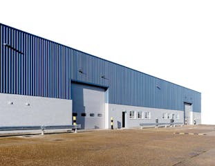 Units 3D & 3E Gatwick Gate, Charlwood Road, Crawley, Industrial To Let - 3d  3e Gatwick Gate.jpg