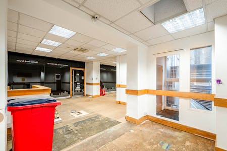 3-5 Dock Street, London, Retail To Let - Dock St 35  Low Res 6.jpg