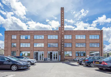 Power Road Studios, Chiswick, Office To Let - c4c649532df8fcb7b9d9e93c36dd9801-wv-8421.jpg