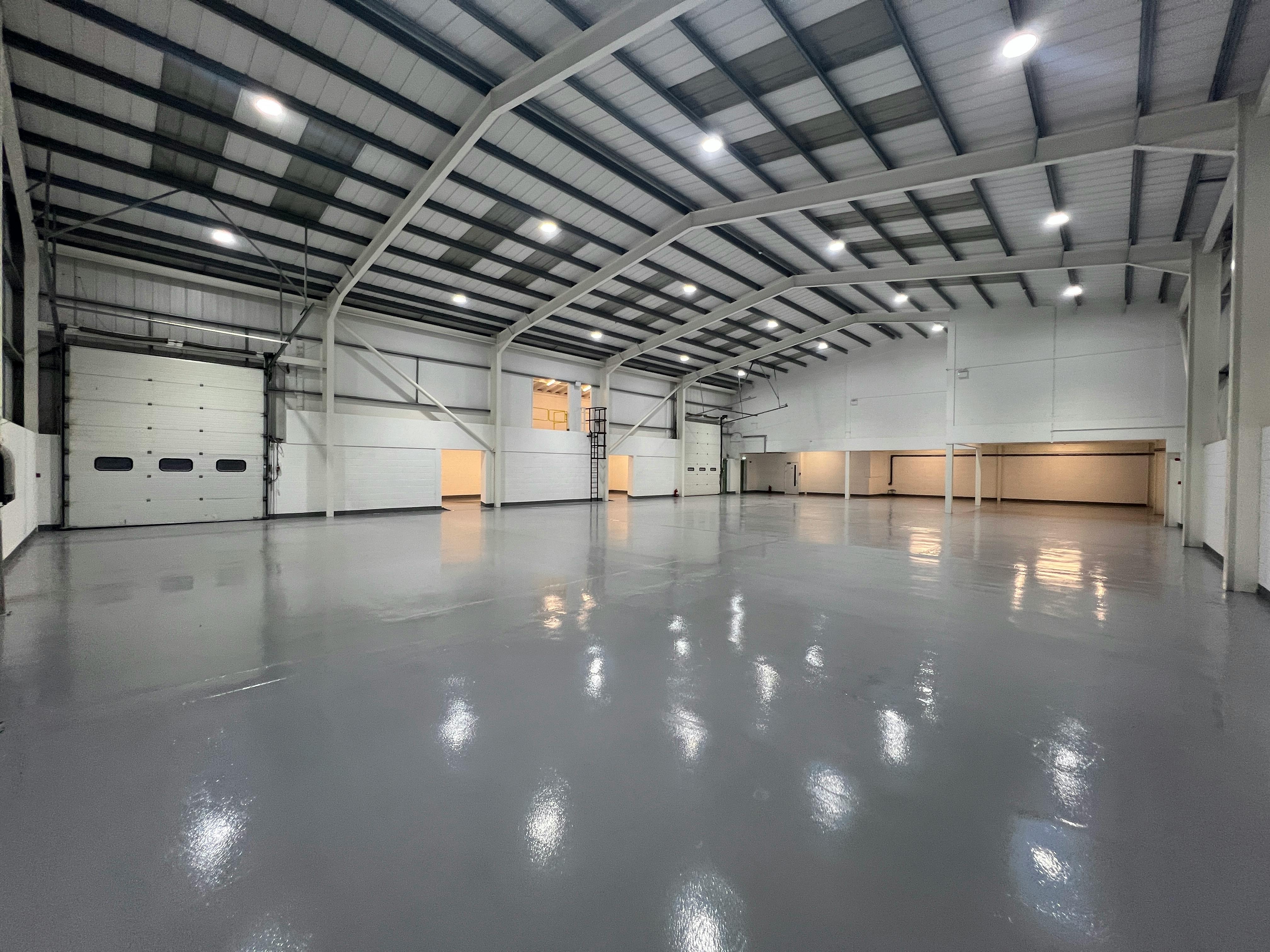 Industrial Unit in Portsmouth - photo 4
