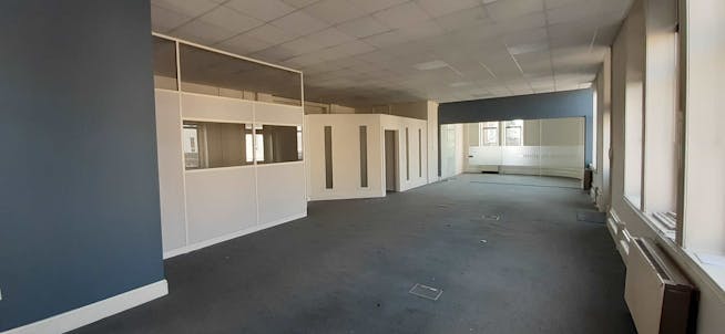 Stroud House, Russell Street, Stroud, Office For Sale - F1F2 29th May 2023.jpg