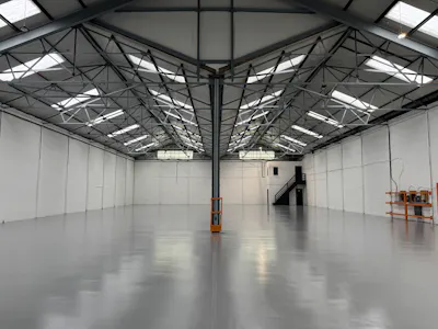 Unit A2 Vale Industrial Estate, Watford, Industrial / Light Industrial / Warehouse To Let - IMG_5997.jpeg
