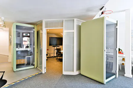 Tiger House, Burton Street + 39 Burton Street, London, Office / Residential For Sale - Studio 11 Tiger House, Burton Street, London WC1H 9BY_phone pods.jpg