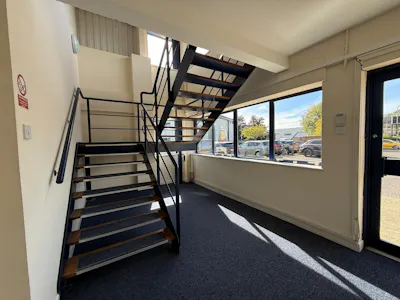 Unit 2 Mornington Place, Waterlooville, Industrial / Warehouse To Let - WhatsApp Image 2026-10-07 at 11.58.21 (7).jpeg