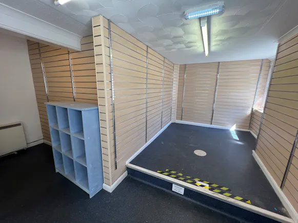 Sidmouth Retail Unit, 72 High Street, Sidmouth, Health & Fitness / Retail To Let - IMG_6555.jpeg