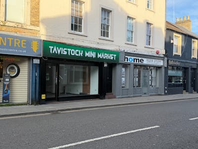 33 Tavistock Street, Bedford, Retail To Let - Photo1.jpg