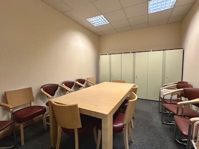 Unit 7 Premier Business Park, Luton, Industrial / Industrial/Logistics For Sale - IMG_6840.JPG