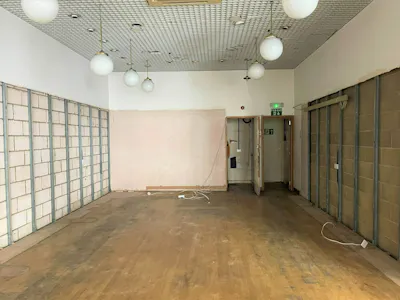 CG11 Castle Gallery, The Galleries, Bristol, Bristol, Shopping Centre / Shopping Centre Unit To Let - IMG_5789.JPEG