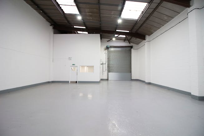 Unit 8, Barratt Way Industrial Estate, Harrow, Industrial / Warehouse To Let - 1.jpg