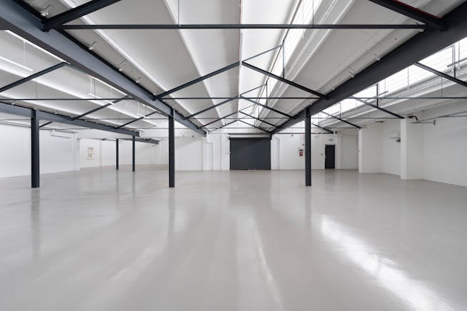 Unit 11 Zennor Trade Park, Balham, Industrial To Let - IW-260124-CA-075-U 11.jpg