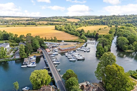 DB Marine Building, Ferry Lane, Cookham on Thames, Office To Let - 95149_D B Marine Cookham Bridge 29.jpg