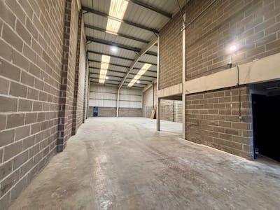 Unit 7, Severnlink Distribution Centre, Chepstow, Industrial To Let - 7 Severnlink 00.jpg
