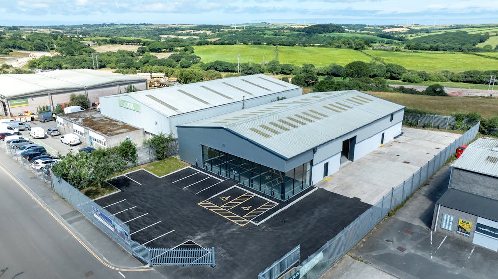 Unit 5, Treliske Industrial Estate - Glenhouse Treliske  8.jpg