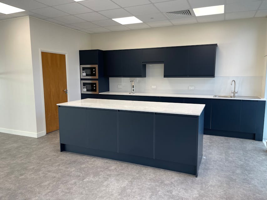 Albion, Wokingham, Offices To Let - tempImage1LY8vd.jpg