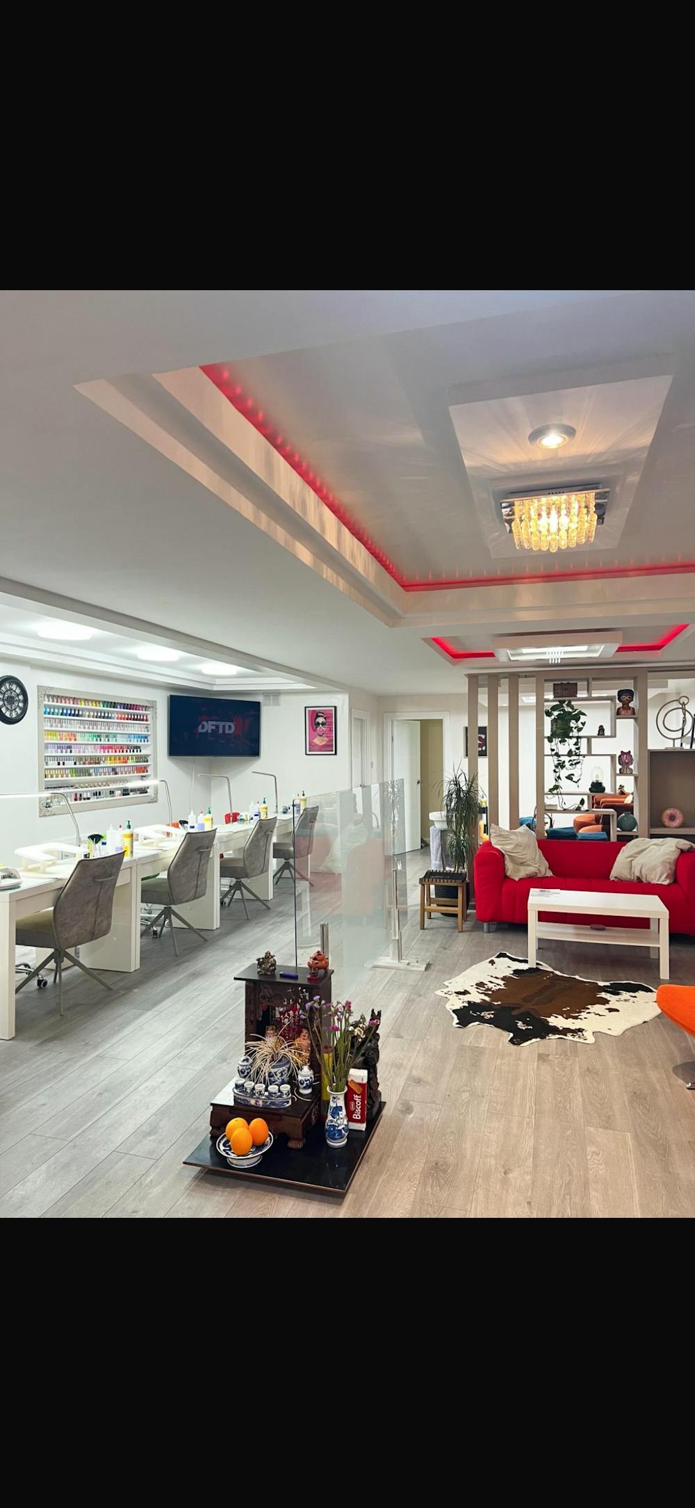 43 Brighton Square - IMG_7378.PNG